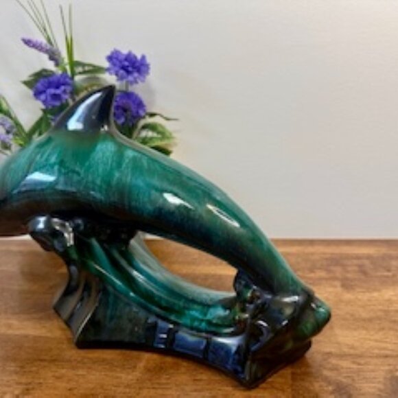 Blue Mountain Pottery Dolphin Figurine Green Drip Glaze Canadian Vintage Decor - Picture 3 of 4